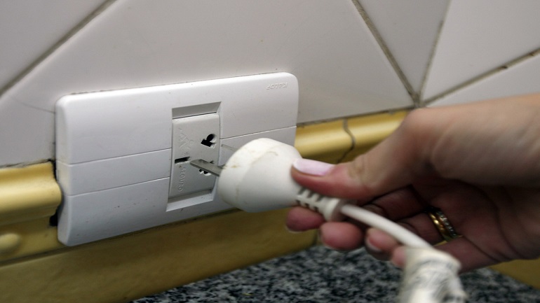 9 tips para ahorrar electricidad y evitar llegar a los 400 kw mensuales en el hogar