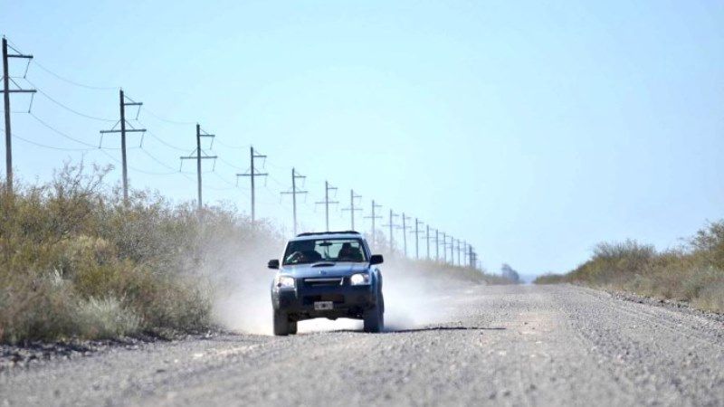 Se juntan firmas para asfaltar la ruta y mejorar el servicio de transporte público a Punta del Agua