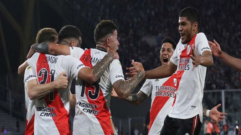 River derrotó a Talleres para ser más líder que nunca