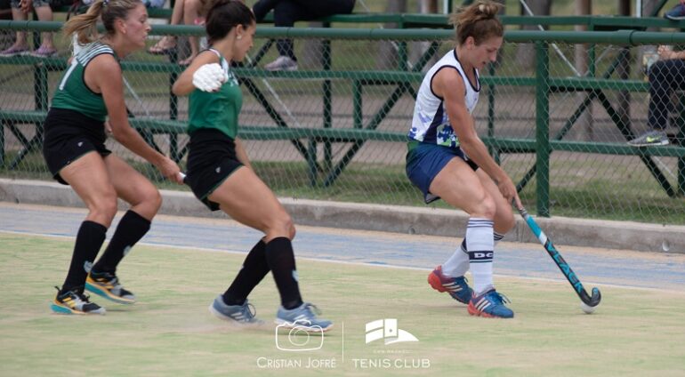 Comenzó el torneo «Vendimia» de hockey organizado por Del Carmen Tenis