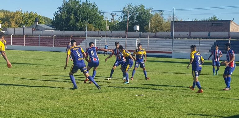 El primer clásico del año fue empate