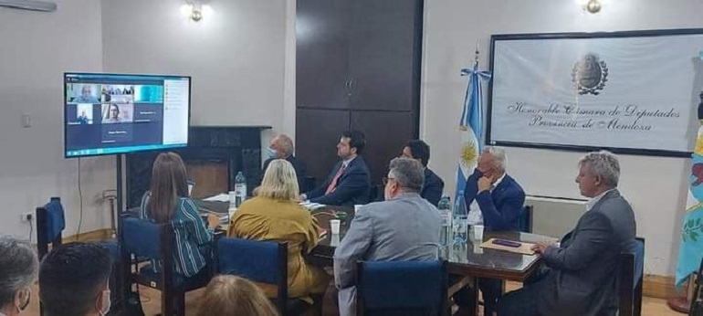 Reunión para avanzar en la vuelta del tren al Sur Mendocino