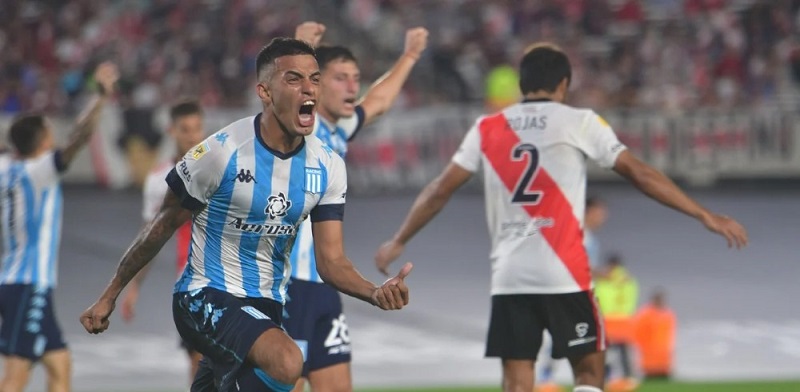 River y Racing a mano en el Monumental
