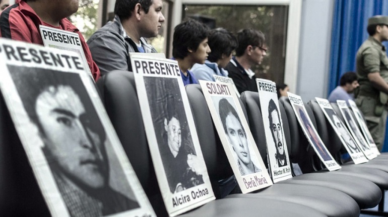 Procesaron a un hombre por hacerse pasar como hijo de desaparecidos para obtener una reparación del Estado