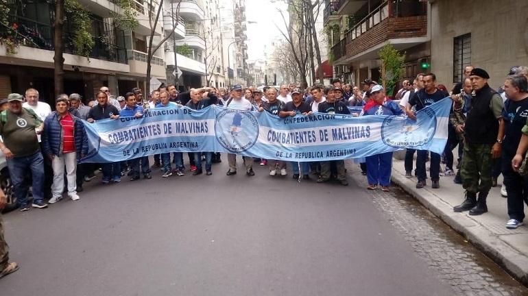 Veteranos de Malvinas de San Rafael van a la marcha nacional en Buenos Aires