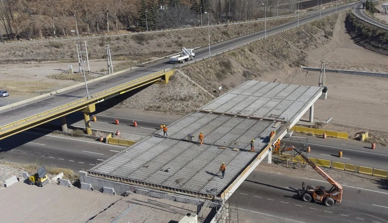 Amstutz aseguró que la Variante Palmira está casi lista y que repararán la ruta Pareditas-San Rafael