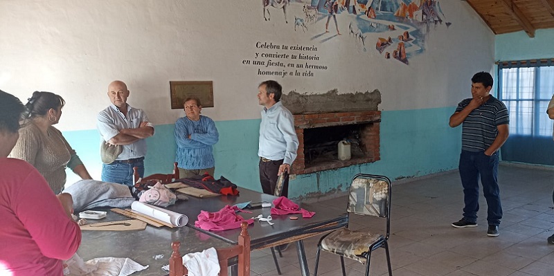 Funcionarios recorrieron Punta de Agua, anticiparon obras y se reunieron con instituciones