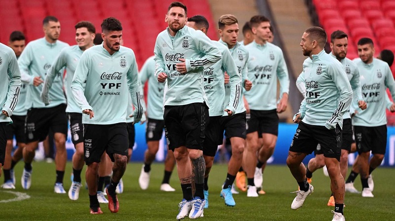 Con una baja de último momento, la Selección argentina tiene listo el equipo para enfrentar a Italia