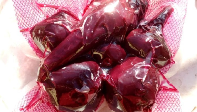 Hicieron sus remolachas cocidas y envasadas al vacío para no perder su producción