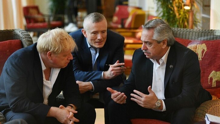 Alberto Fernández le reclamó a Boris Johnson por Malvinas: la respuesta del primer ministro