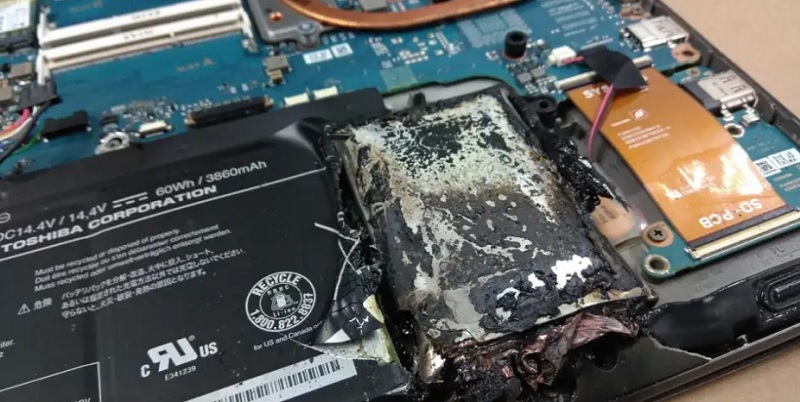 ¿Un enemigo en casa? Notebooks y celulares usan baterías de litio, así se generó el incendio de Recoleta