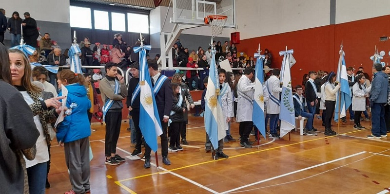 Los chicos de escuelas especiales festejaron anticipado el 9 de Julio