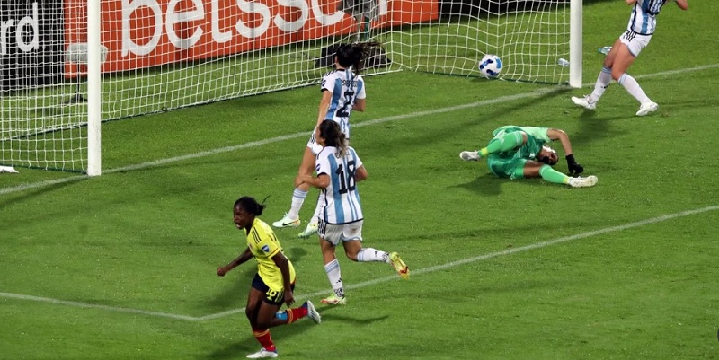 Argentina no pudo con Colombia e irá por el tercer puesto