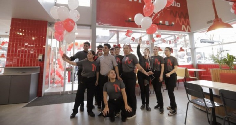 La Provincia gestionó la incorporación de 55 trabajadores en el nuevo local de Mostaza en San Rafael
