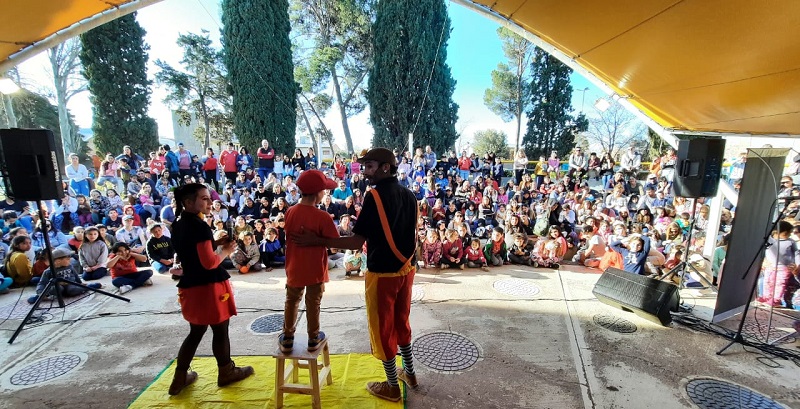Una multitud disfrutó de los espectáculos en el Parque de los Niños
