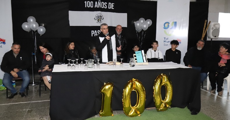 Monte Comán comenzó con los festejos con la presentación del libro del club San Martín