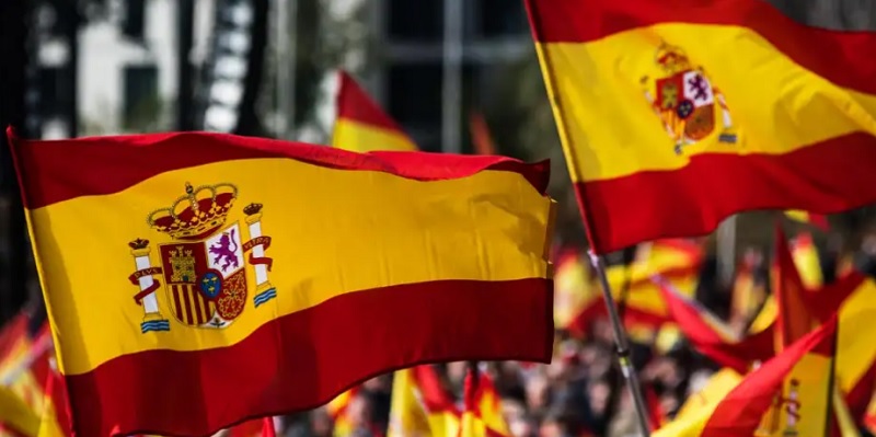 Ley de Nietos: cuáles son los datos clave que determinan quién puede aplicar para la ciudadanía española