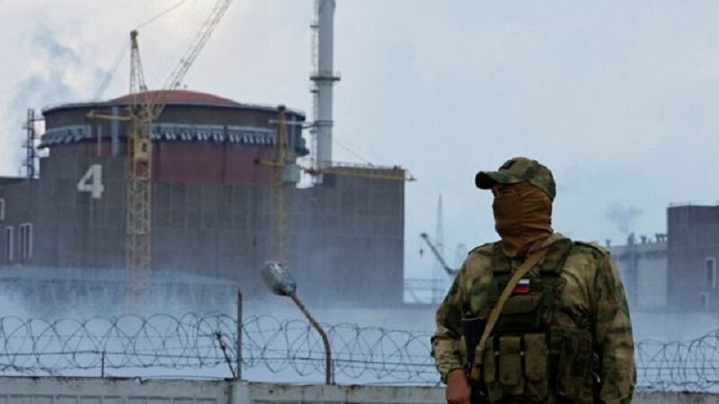 El OIEA detecta impactos de bombardeos sobre la central nuclear de Zaporiyia