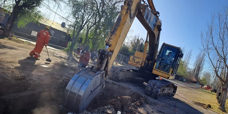 Entra en su etapa final la obra que le dará cloacas a miles de viviendas