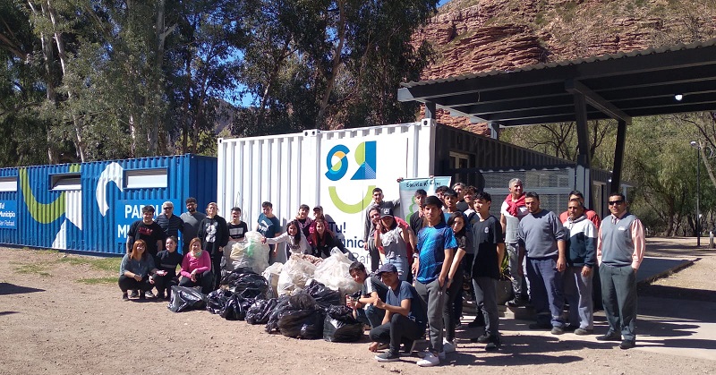 Operativo de limpieza en Valle Grande y El Embalse