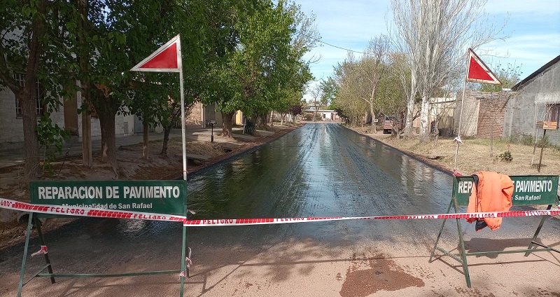 Se imprima la calle Los Franceses, previo al asfalto