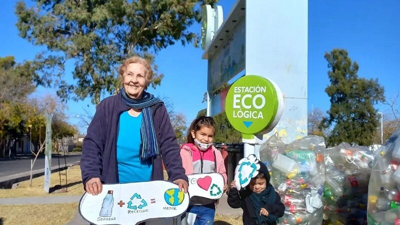 Semana Ecológica: limpieza en el Valle Grande, Ecocanje y recolección de tapitas para el Garrahan