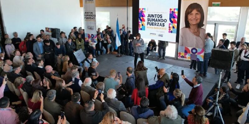 Patricia Bullrich desafió a sus rivales en la interna de JxC: “El que no quiera tener problemas que se guarde”