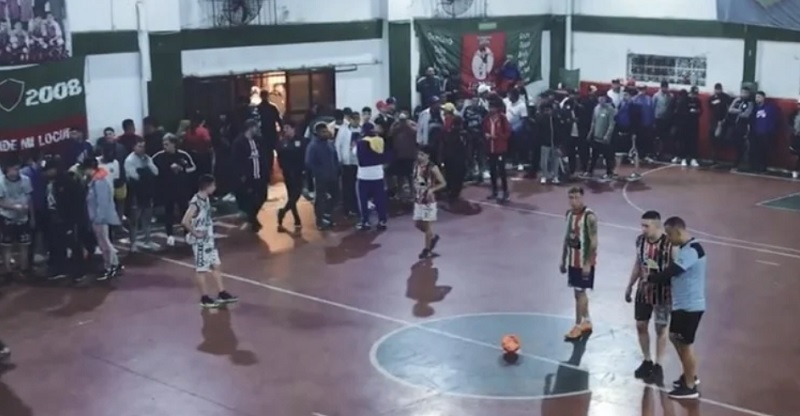 La historia de «La Sub 21», el equipo de barrio que vive del fútbol: recorren el Conurbano jugando por plata y no pierden nunca