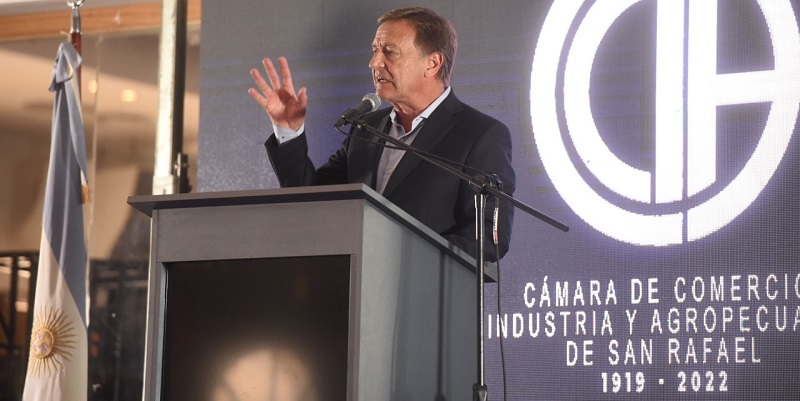 Suarez en San Rafael: “No miramos el color político de los municipios para cumplir obligaciones como sí lo hace la Nación con Mendoza”