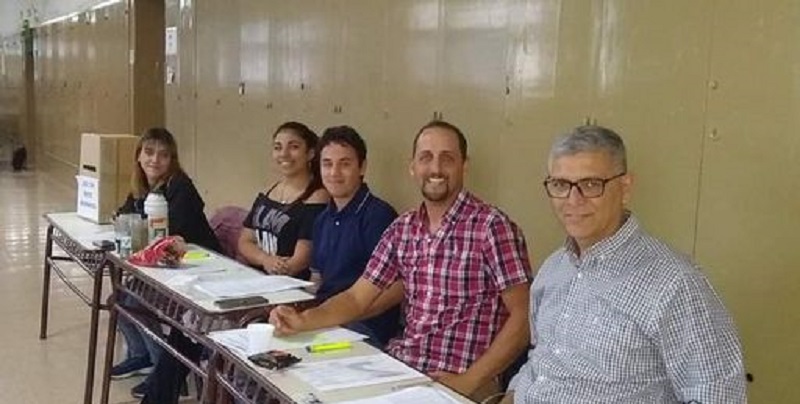 Confirman demoras por la falta de presidentes de mesa