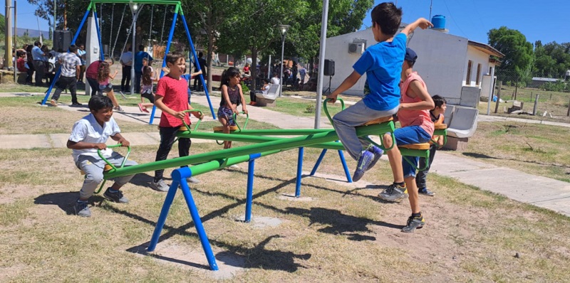 Malvinas Sur cuenta con un espacio de juegos y recreación para la comunidad