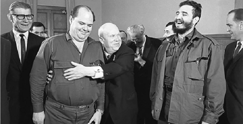 Malvinas, el audio secreto de la propuesta del enviado de Fidel Castro a Galtieri: “Enviamos un submarino y hundimos un barco”