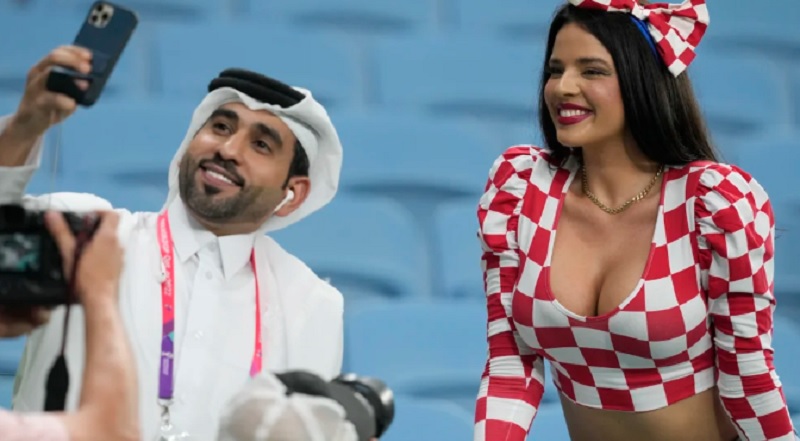 La polémica alrededor de la “Miss Mundo” croata que desafía los límites culturales en Qatar