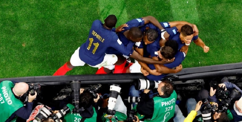 Francia le ganó un partidazo a Inglaterra y se metió en la semifinal