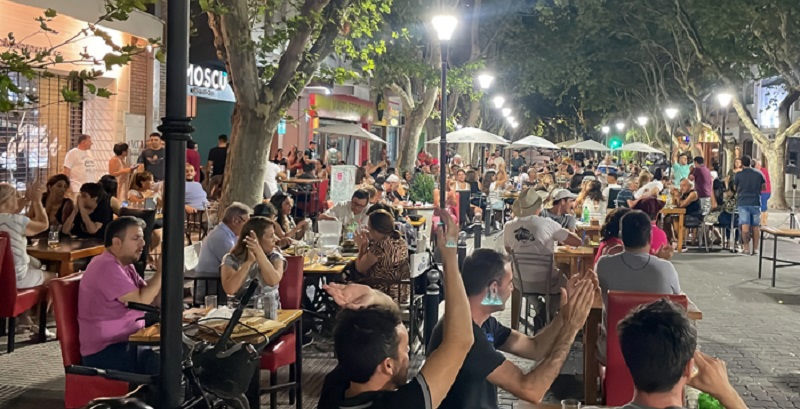 Exitoso comienzo de “Noches de Verano en el Centro”, que continúa este fin de semana
