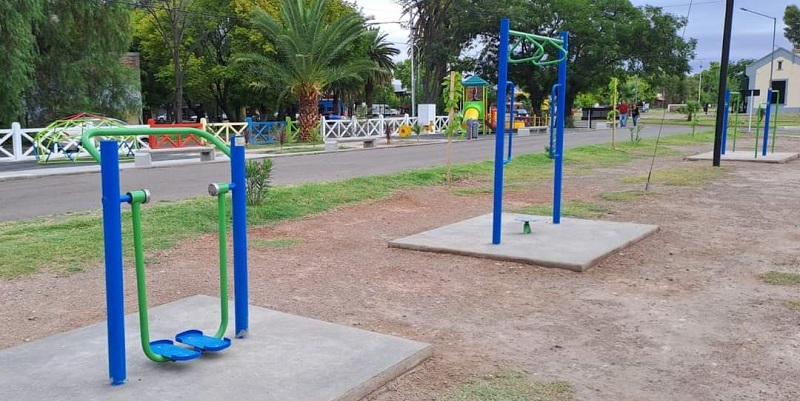 Gratis y saludable: se habilitó el gimnasio frente a la estación del Ferrocarril