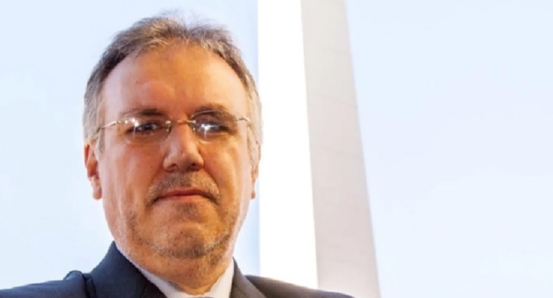 Conmoción en la TV Pública: el periodista Ariel Lima Feijoo murió de un infarto en la redacción del noticiero