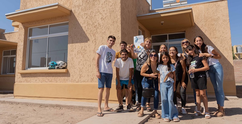 Se entregaron viviendas en San Rafael