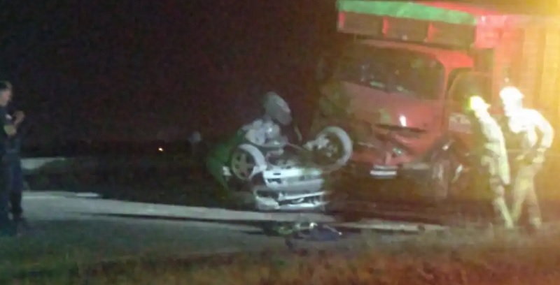 Tragedia en el Acceso Este: un chico de 17 años falleció y otro quedó grave