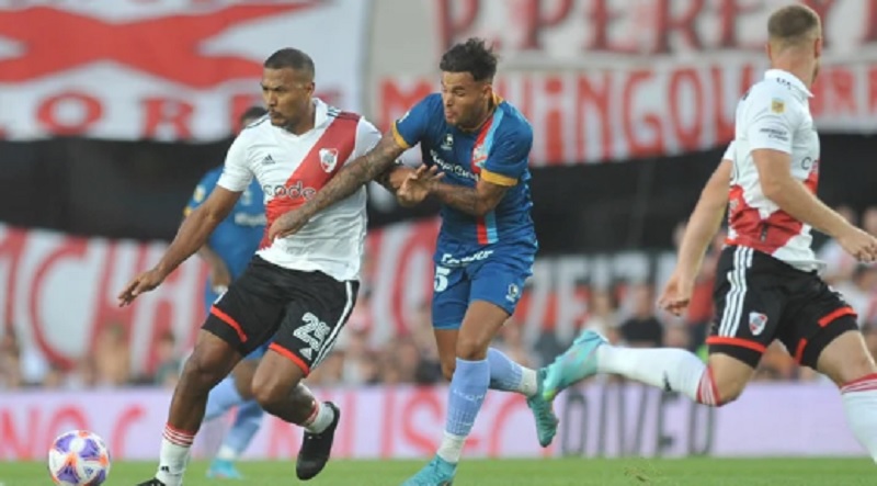 El River de Demichelis, perdió por primera vez en su historia en el Monumental, ante Arsenal