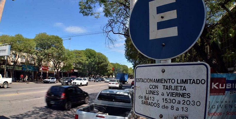 Nuevas tarjetas y valores en estacionamiento controlado