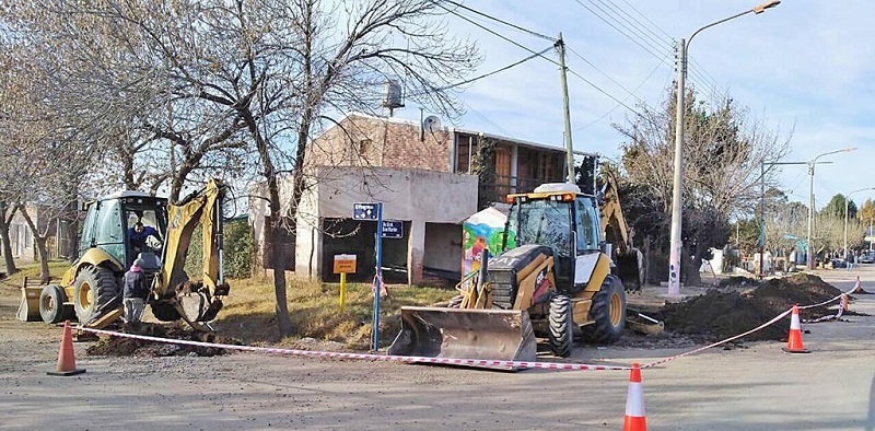 Histórico avance por el que miles de familias podrán acceder a las cloacas.