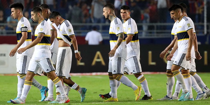 Boca empató con el Monagas de Venezuela y terminó con dos jugadores menos