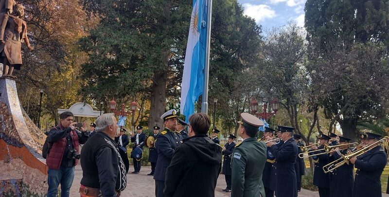 Comenzaron los festejos por el 213° aniversario del 25 de Mayo
