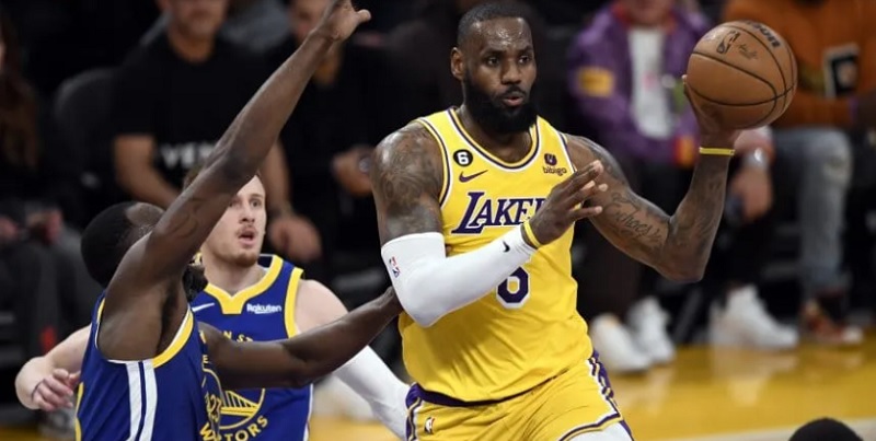Los Angeles Lakers eliminaron a los Golden State Warriors