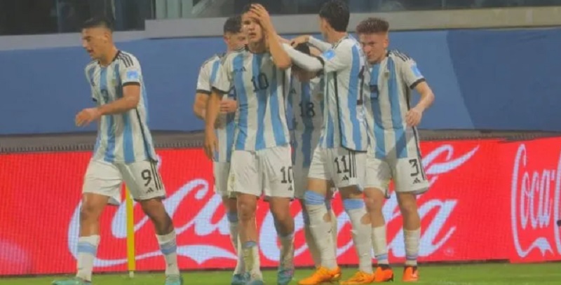 Argentina derrotó 2-1 a Uzbekistán en su debut por el Mundial Sub 20