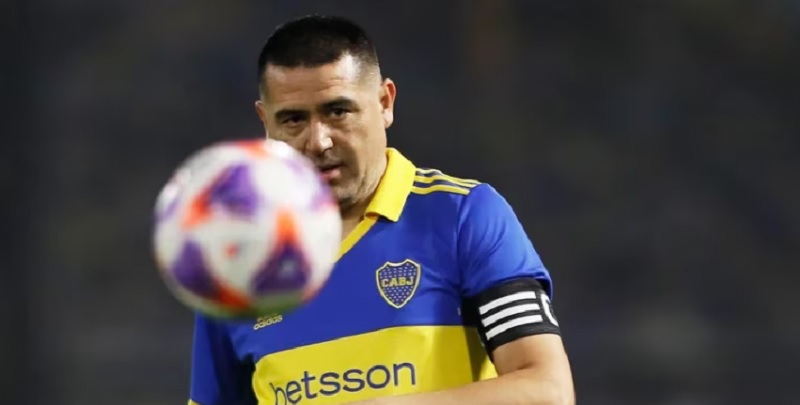 En una noche cargada de emoción, Juan Román Riquelme disfrutó rodeado de estrellas su partido homenaje