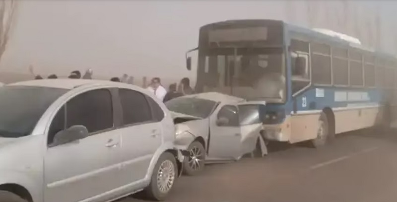 Fatal accidente en cadena en San Martín por el Zonda: un muerto y varias personas atrapadas