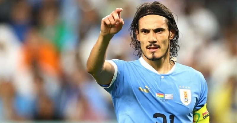 Cavani en su llegada a Uruguay: “Boca es el más grande de Sudamérica y del mundo”