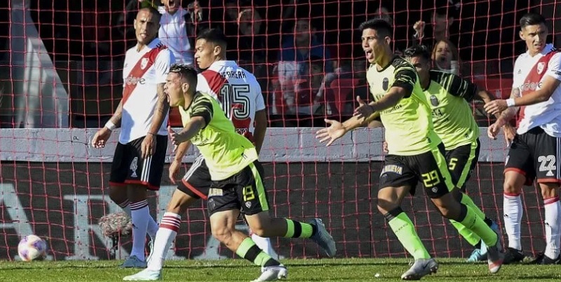 River cayó en su visita a Barracas